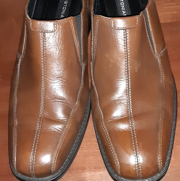 Shoes - Picture 12 of 16